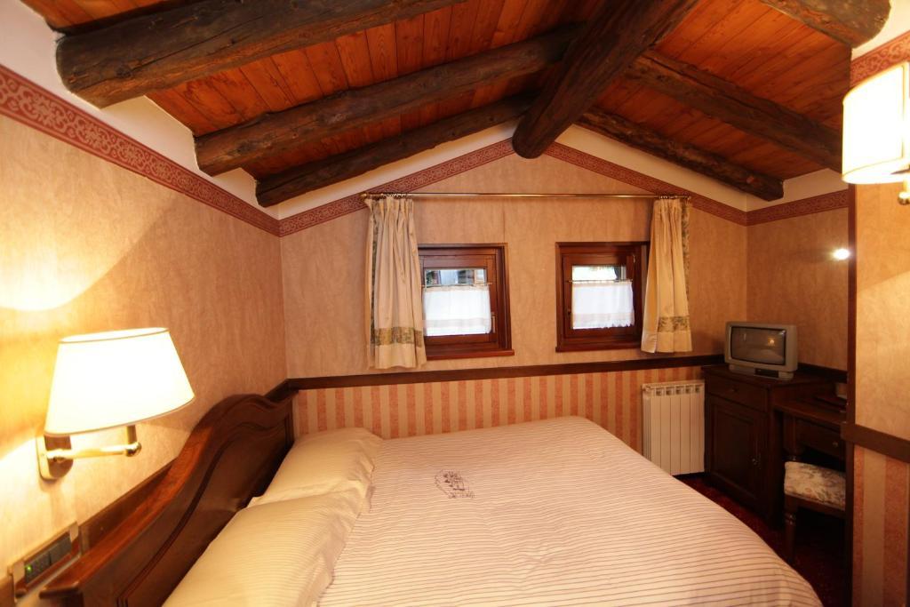 Hotel Petit Prince Antagnod Habitación foto