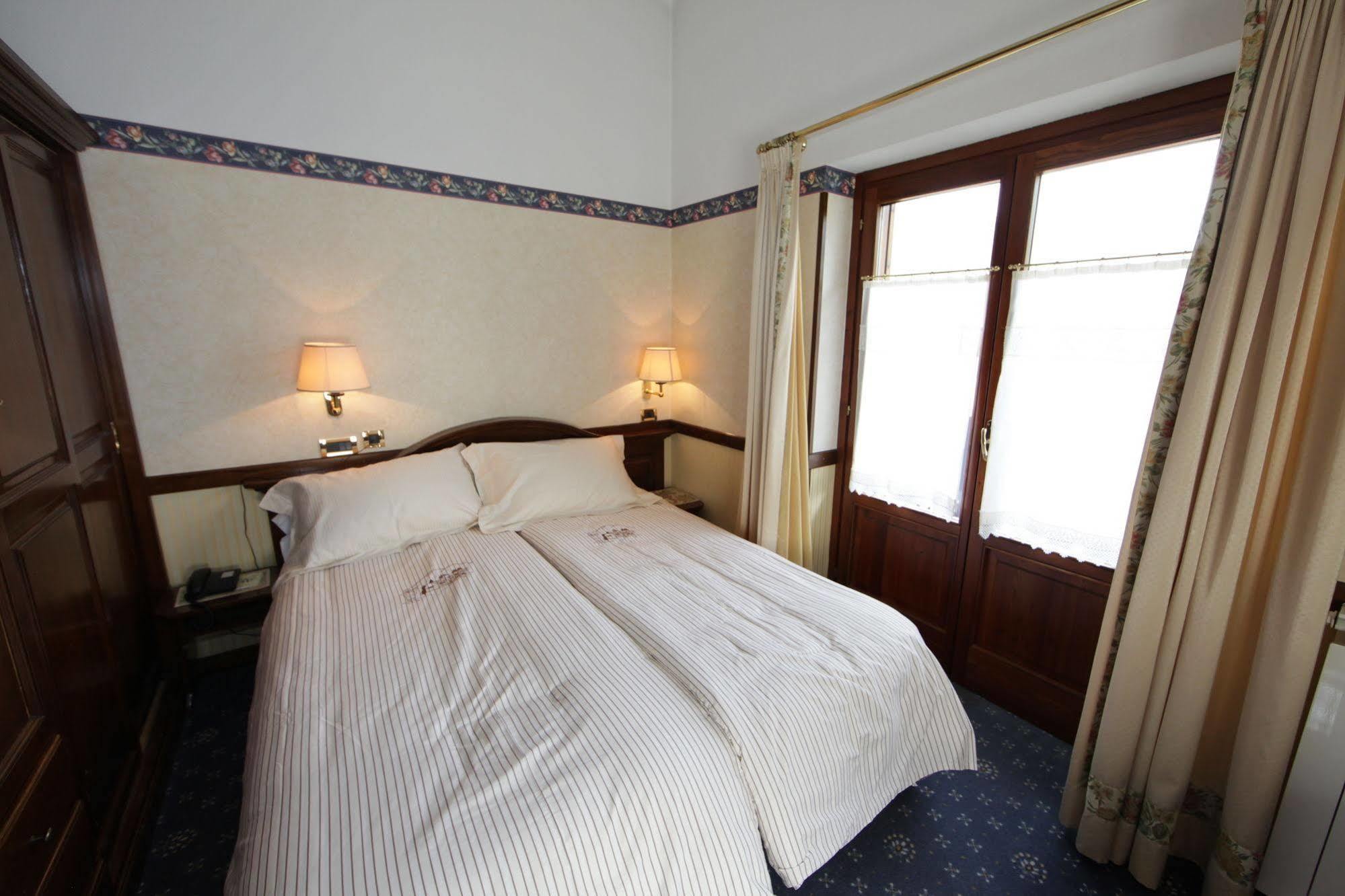 Hotel Petit Prince Antagnod Exterior foto